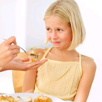 Niño que no quiere comer