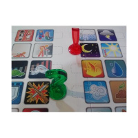 The Amethyst Oracle : Divination with a Queer Twist