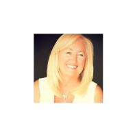 Evolve with Robin White Turtle Lysne