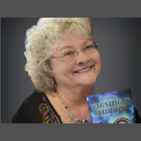 (r)Evolution with HiC