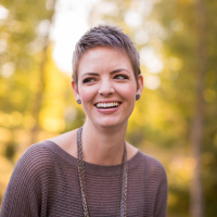 #0030: Kelly Lyndgaard on Radical Leaps of Faith, Playing to Your Strengths + Geeking Out Over Personality Tests