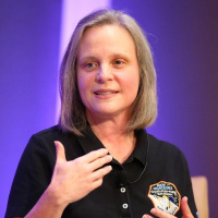 #0088: Alice Bowman on leading a diverse team, facing obstacles + calling a spacecraft 4 billion miles from Earth