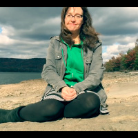 #0081: Ruth Ungar Merenda on balancing your craft and business, leveraging patience and impatience + connecting with human mammals