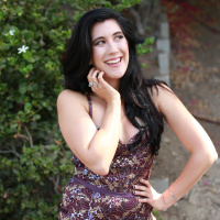 #0089: Sara Duchovnay on the impact of the opera diva myth, divorce rings + life on the other side of your worst fears