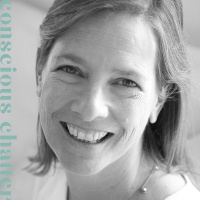 S04 Episode 187 | DANA THOMAS + FASHIONOPOLIS: THE PRICE OF FAST FASHION AND THE FUTURE OF CLOTHES