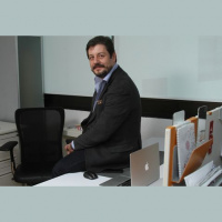 Rodrigo Llop de Azul Chiclamino no ocupa introducción