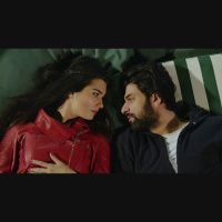 Se ha enamorado de un imposible: la hermana de su mejor amigo, que está casada y con hijos 