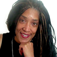 Whats Up with Robinlynne - Why People Dont Attempt To Help Others In Need