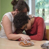 O Jovem Ahmed conversa com muitos problemas dos nossos dias