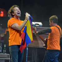 Pearl Jam - Latin America Tour 2015 | Rock  Pop 80s 90s