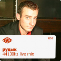 44100hz Live Mix