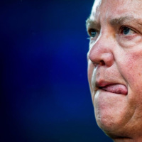 Podcasten met Petersen Ep 54: Code Oranje, maatschappelijke betrokkenheid BVOs, Louis van Gaal