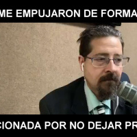 Me empujaron de forma intencionada por no dejar propina