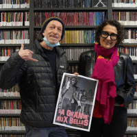 L’Intégral : Une soirée à la “Grange aux belles” dans les 80’s capturée par Sophie Bramly et le manifeste photographique de la sud-africaine Zanele Muholi à la MEP