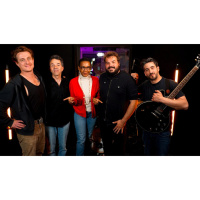 L’intégral : L’éclair obscur de Crimi dans le Salon de Musique.