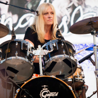 Cumple de Debbi Peterson