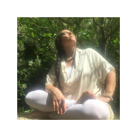 Episode 34 - Kundalini, Daoist Stone Medicine, and Loving Gaia with Ra Ma Kaur