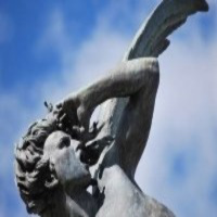 Lo que Habita en la Estatua del Ángel Caído del Retiro de Dani Guzmán