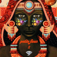 Petite Fleur 2 Diamant by Madame Gaultier