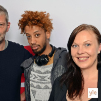 Oikeaa ja väärää huumoria