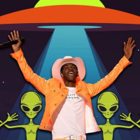 Take 2: Arrogant Humans, Tamworth Alien Sightings, MUFON Corps, and Chris Brown Conspiracies