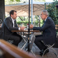 Rudi will streiten // Folge 1 // Alexander Van der Bellen