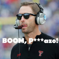 *Extra - Celebrities Kliff Kingsbury
