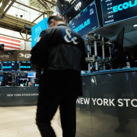 Pete Najarian discusses our economic roller coaster and another rough morning for the stock market