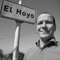 Entrevista a Juan Dopico Massobrio, autor de «Dentro del hoyo» (LIBURUAK) 12-10-2024
