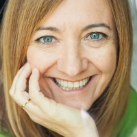 Entrevista a Sònia Guillén, autora de «El principio de incertidumbre / El principi dincertesa» (CONTRALUZ) 5-4-2025