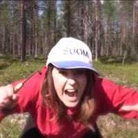 Skidentusiaster i Övertorneå + teater om sverigefinska identitetskatastrofer