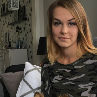Jenna fick utstå mobbning nästan hela hennes skoltid, vad har The Magnettes för erfarenheter av mobbning och finns det hjälp att få?