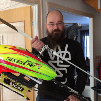 Drönare och radiostyrda helikoptrar en växande hobby / lennokit ja RC-helikopterit kasuava intressi