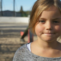 Alla får läsa minoritetsspråk i grundskolan / Kaikin saava lukea minuritettikieliä koulussa