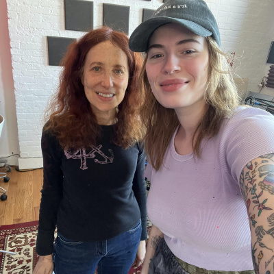 Dr. Lisa Gives A Sh*t