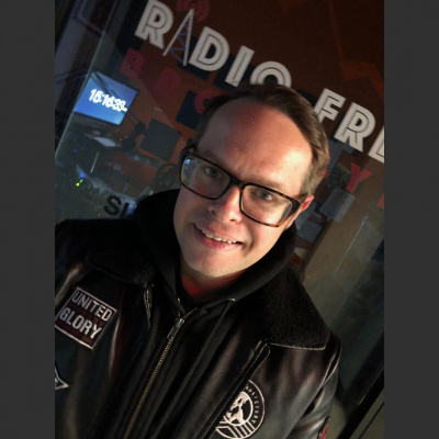 Dr. Lisa Gives A Sh*t