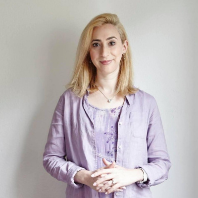 Dr. Lisa Gives A Sh*t