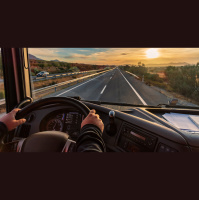 Patenti Ue, anche i diciassettenni potranno guidare i camion - Furgoni, tra mercato e incentivi