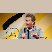 Ep. 04 Bryan Cranston on going from bit parts to Breaking Bad