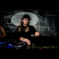 DNB VAULT PODCAST 013 with special guest LOKSHOT