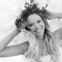 Amanda Frances McKinney {on making fabulous money}