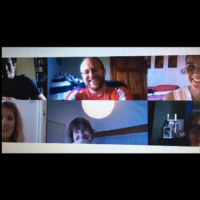 Clera Awst - Gemau a Giamocs