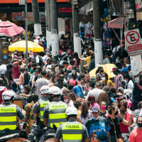 Não é dada legitimidade à polícia de SP para conter aglomerações