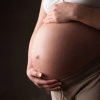 Contaminación puede causar cáncer en los bebés ¡Aun estando en el vientre!