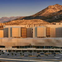 VIVA LA RADIO. El factor humano. Enfermeros y médicos jubilados ya se ha puesto a disposición de los pacientes