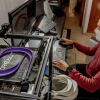 VIVA LA RADIO. Coronavirusmaker, Impresoras 3D en la lucha contra el Covid-19