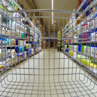 VIVA LA RADIO. En camisa de once varas. Los supermercados toman medidas