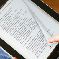 VIVA LA RADIO. La Biblioteca Regional ofrece más de 5.500 títulos en préstamo electrónico