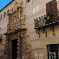 VIVA LA RADIO. Se renueva la restauración de la fachada del Palacio Guevara de Lorca