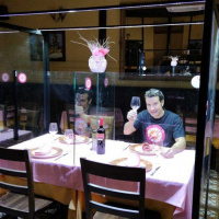 VIVA LA RADIO. Un sector en auge: la instalación de mamparas